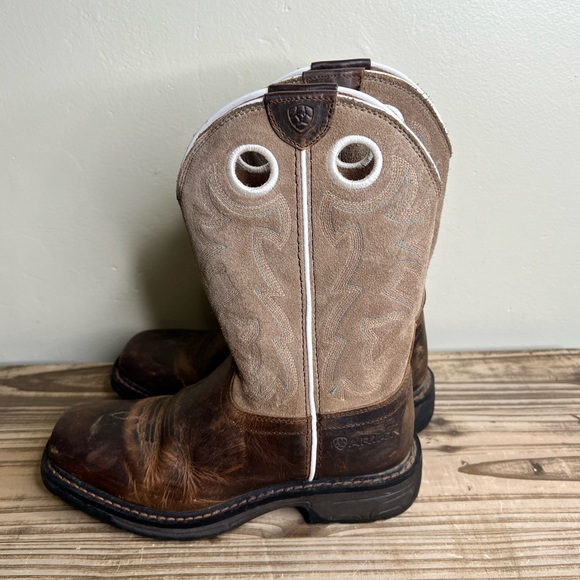 WorkHog Wide Square Toe Tall Boot Ariat Kids 2.5 cowboy workwear - Picture 2 of 14